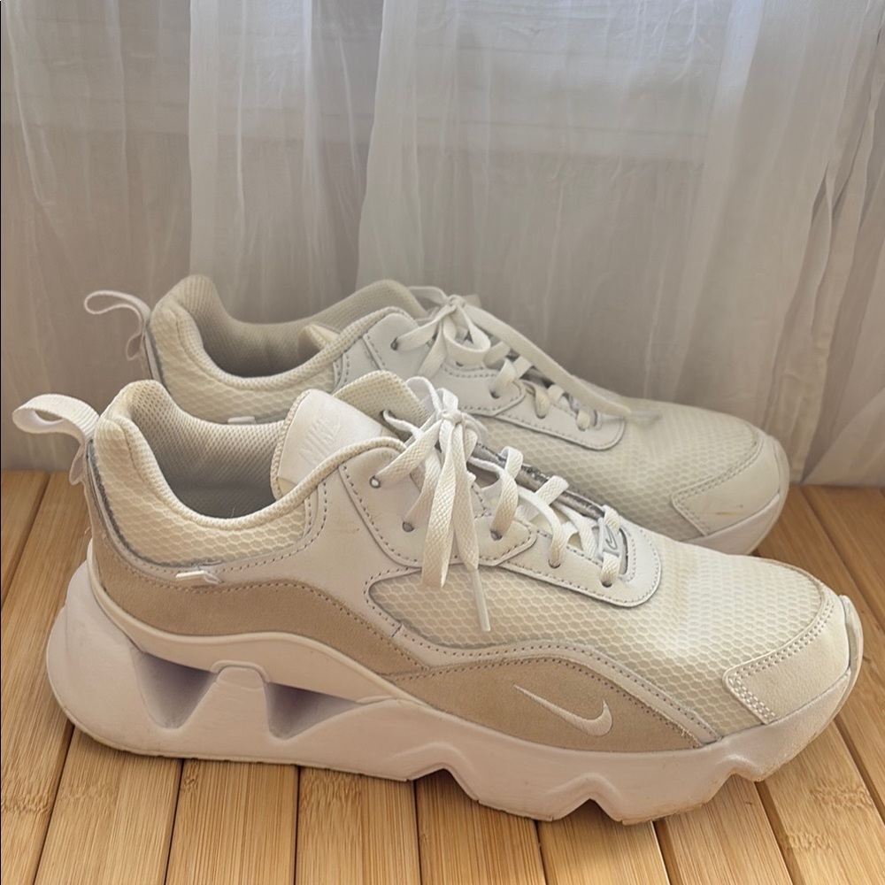 Nike RYZ Off-White Athletic Sneakers